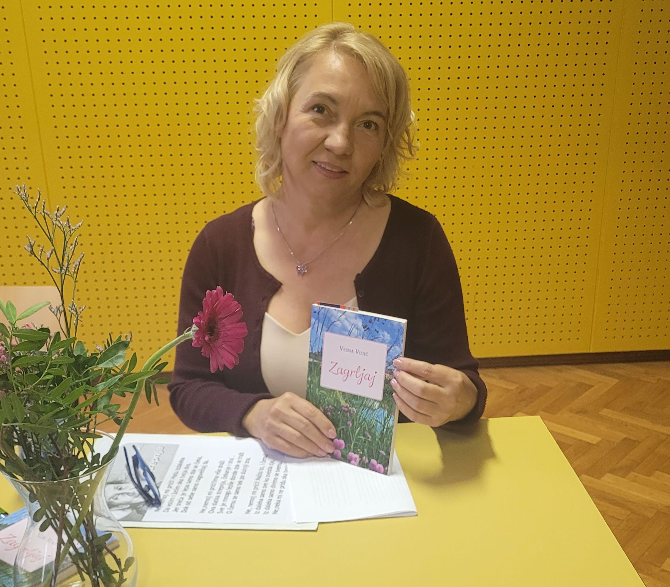 Promocija zbirke pesama „Zagrljaj“